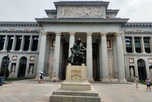 Madrid; Tur. Dagstur med omvisning til fots