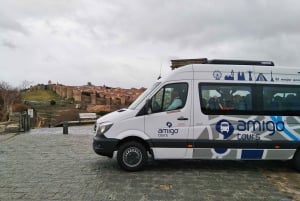 Da Madrid: Escursione di un giorno a Ávila e Salamanca con tour guidato