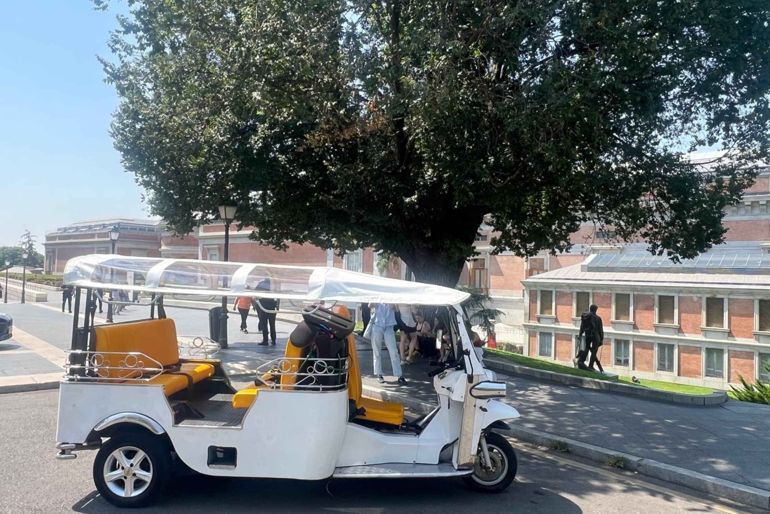 Madrid TUK TUK City Tour