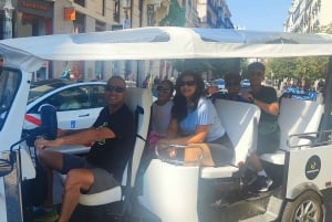 Madrid: Tour privato della città con Vamos TukTuk Tour