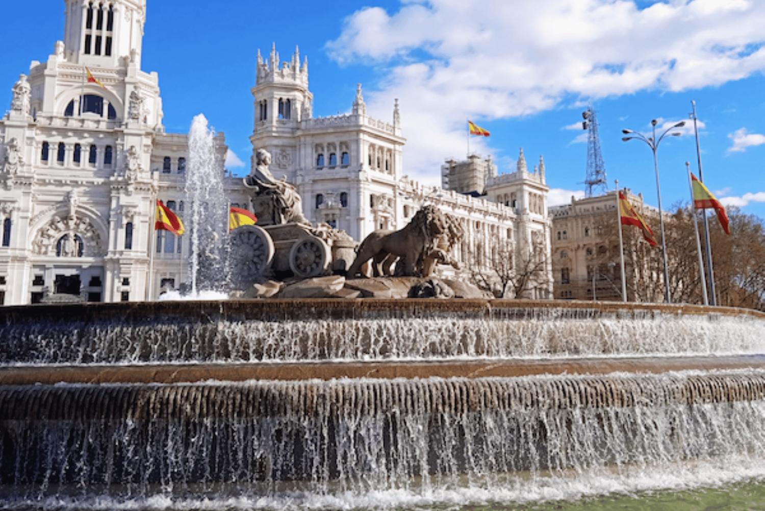 Madrid: tour in tuk-tuk con commento dal vivo