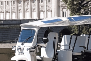 Madrid: tour in tuk-tuk con commento dal vivo