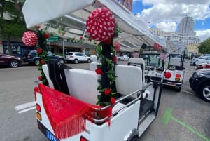 Madrid: Experiencia TukTuk Tour con Decoración de Feria Española