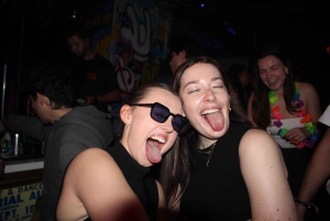 Pub crawl VIP à Madrid avec bière à volonté – Dites adieu à l'ordinaire !