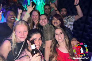 Pub crawl VIP à Madrid avec bière à volonté – Dites adieu à l'ordinaire !