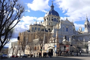Madrid: Walking Tour of the City’s Top Landmarks