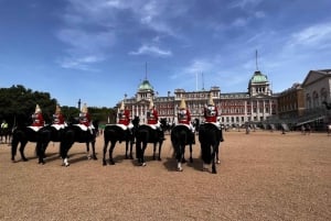 Madrid: Welcome to Madrid Guided Walking Tour in English