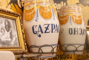 Madrid: Wine and Tapas Walking Tour