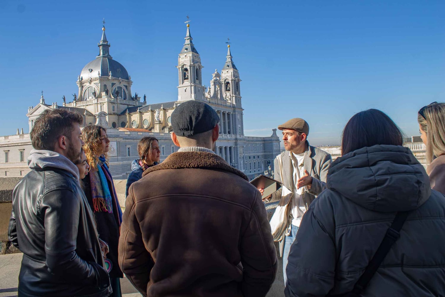 Madrid's Iconische Tapas, Tavernes & Geschiedenis Experience