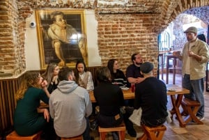 Madrid's Iconische Tapas, Tavernes & Geschiedenis Experience