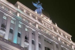 Tour notturno in tuk tuk a Madrid