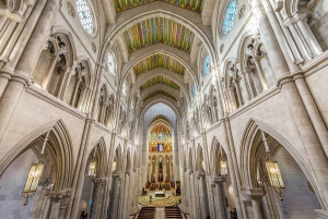 Oude wijk: Oostenrijkers, kathedraal en koninklijk paleis met lokale gidsen