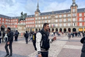 Madrid: Old Town, Plaza Mayor, Cathedral, Palace Guided Tour