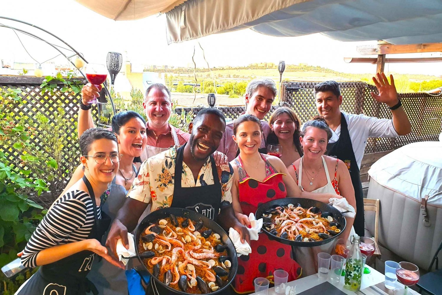 Madrid: Paella- og sangria-workshop med tapas-smagning