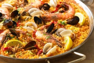 Madrid: Paella and Sangria Workshop with Dinner and Drinks