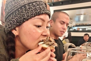 伝統的なマドリードの夜のタパスとドリンクツアー