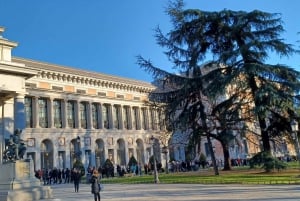 Prado Museum Guided Tour with Ticket and small group