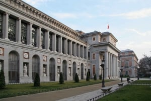 Madrid: Private guided tour with Prado Museum and Tapas