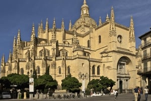 Private Tour Avila and Segovia from Madrid with Hotel pickup