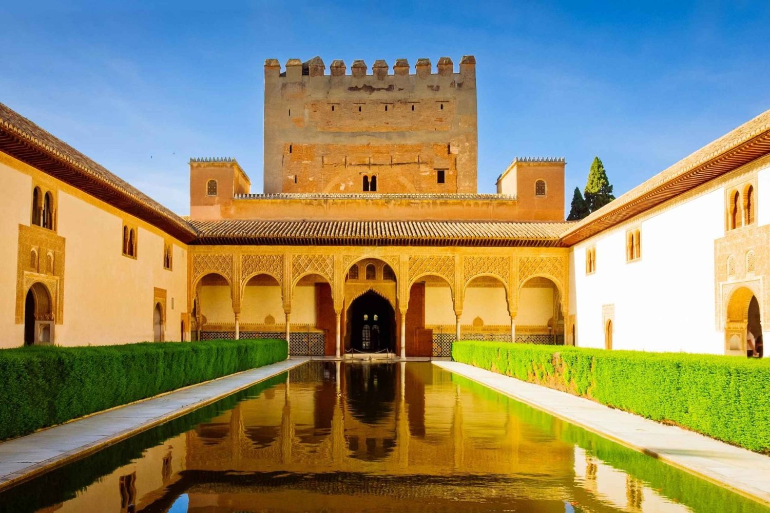 Private Tour: Granada, Seville and Cordoba from Madrid - 2 days
