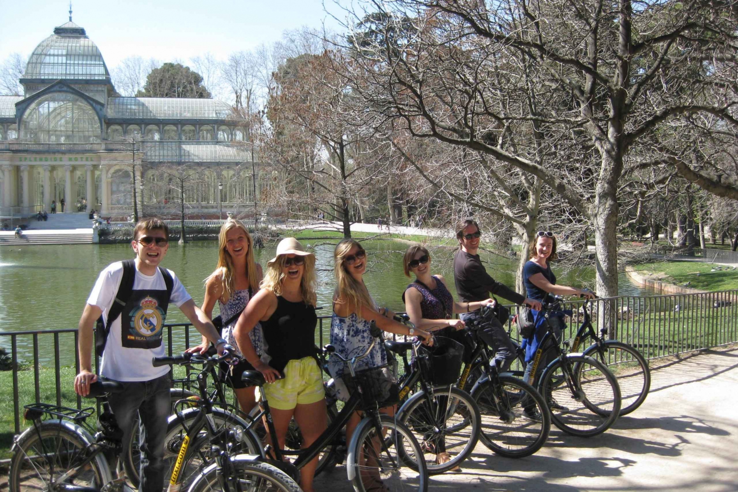 Rent a Bike in Madrid -Free phone holder and selfguided tour