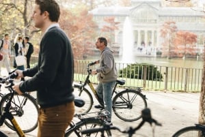 Hyr en cykel i Madrid - Gratis telefonhållare och självguidad tur