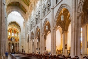 Madrid: Visita vespertina al Palacio Real y la Catedral de la Almudena