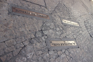 Madrid: Segovia and Toledo Tour, Alcazar, and Cathedral