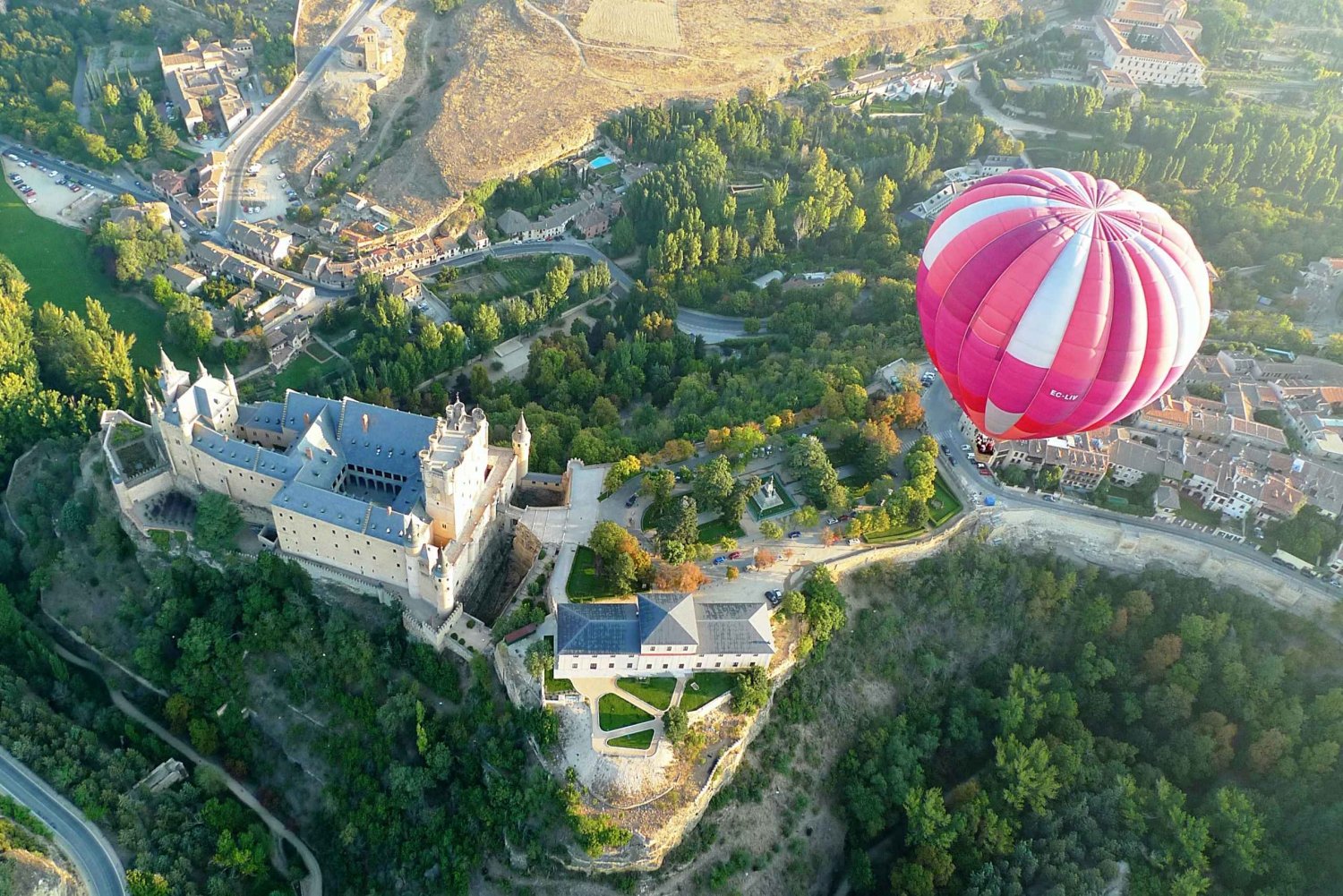 Segovia: Hot-Air Balloon Flight with Optional 3-Course Lunch