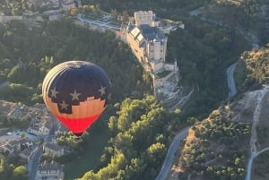 Segovia: Hot-Air Balloon Flight with Optional 3-Course Lunch