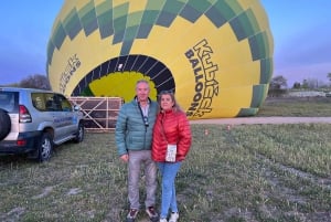 Segóvia: Voo de balão de ar quente com piquenique e cava