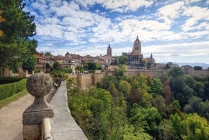 Vanuit Madrid: Rondleiding Segovia met toegang tot de kathedraal
