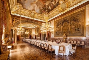 Tour semi-privato del Palazzo Reale di Madrid con ingresso prioritario, massimo 8 persone