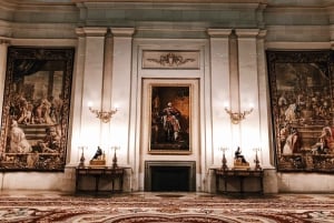 Tour semi-privato del Palazzo Reale di Madrid con ingresso prioritario, massimo 8 persone