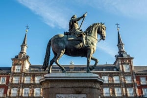 Small Group Madrid Bike Tour With Churros and Chocolate