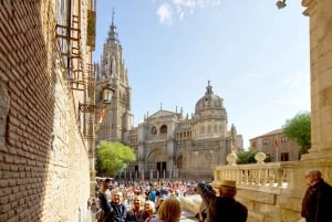From Madrid: Toledo Guided Tour with Cathedral Visit