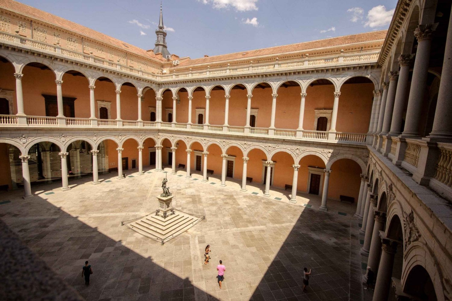 Vanuit Madrid: Dagvullende tour door Toledo met bezoek aan de kathedraal