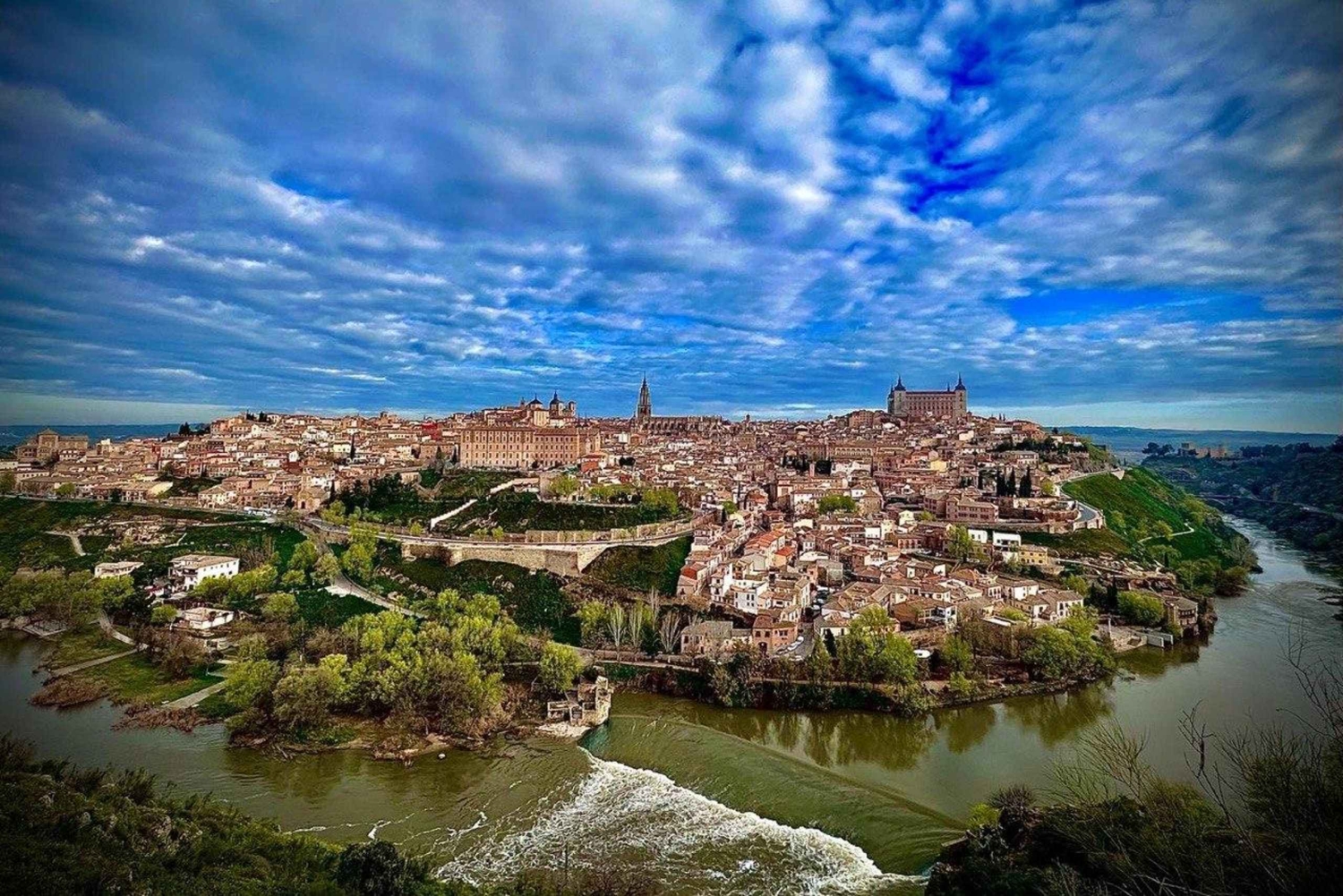 Toledo: Toledo & La Mancha Wine Tour - Windmills and Lunch included.