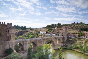 From Madrid: Toledo Walking Tour and Cathedral Visit