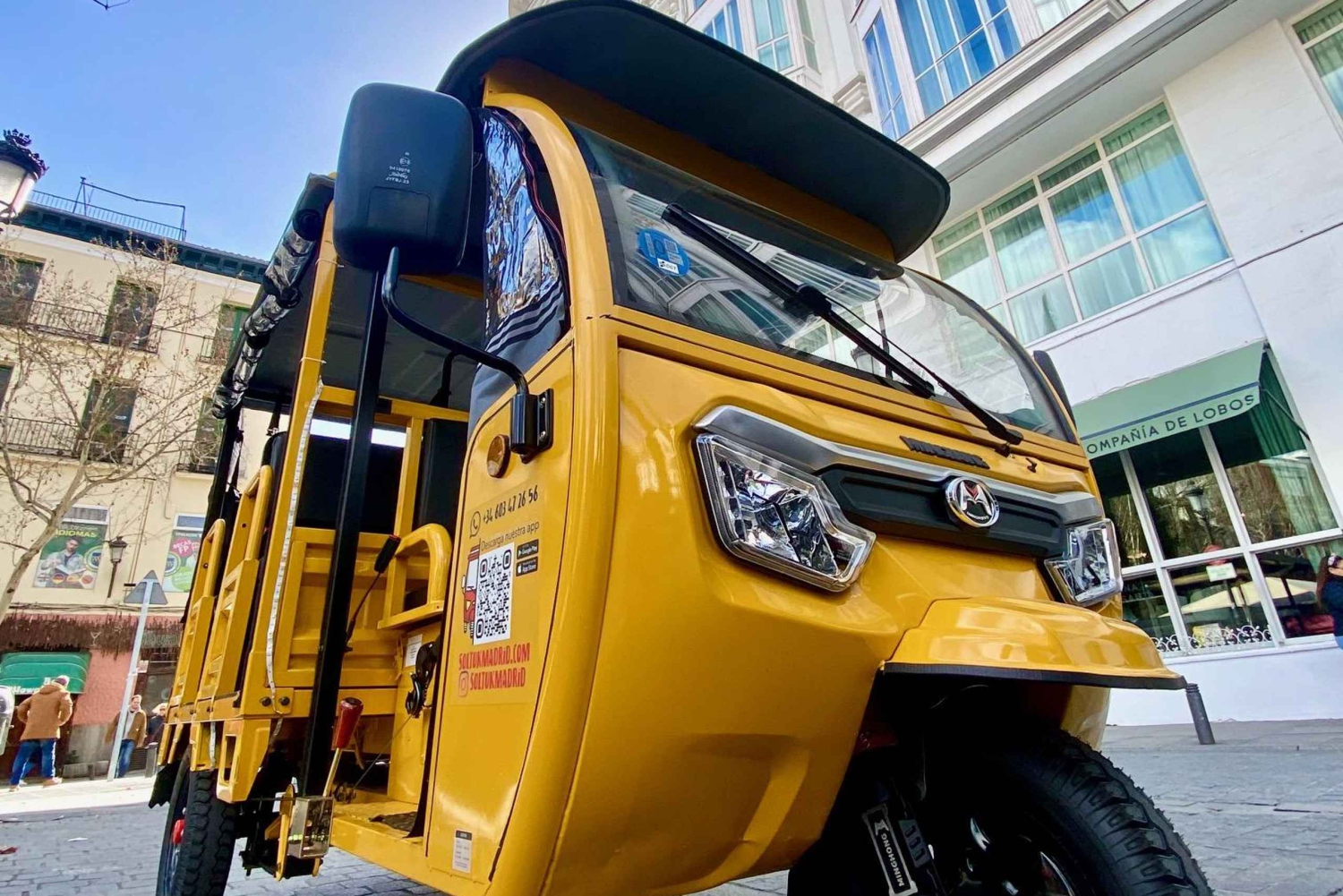 トゥクトゥクでマドリードのベストスポットを巡るツアー