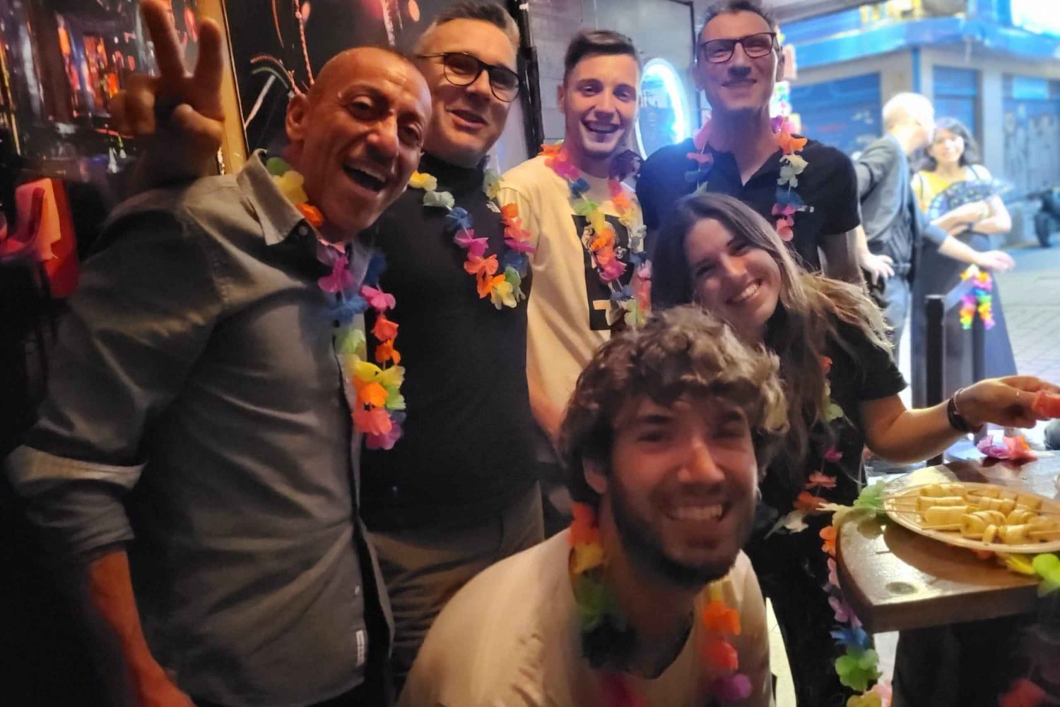 Tour in 2 Pubs und 2 Diskotheken in Madrid mit Getränken inklusive.