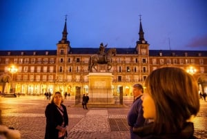 Madrid: Tradisjonell kveld med tapas og drikke