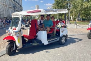 Tuk Tuk Tour with Wine Test in Madrid