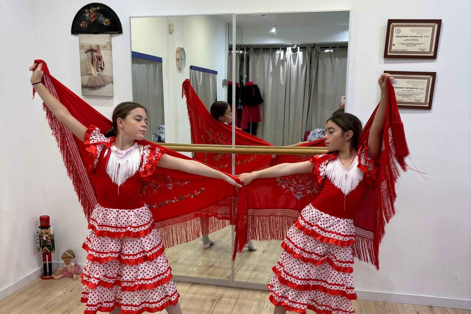 45 minutes flamenco dance class for family in Málaga