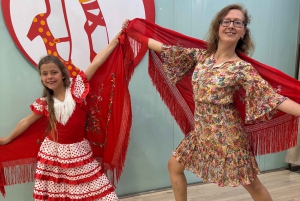 45 minutes flamenco dance class for family in Málaga