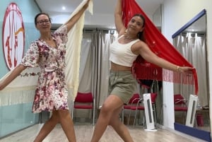 Andalusian dance workshop in Málaga