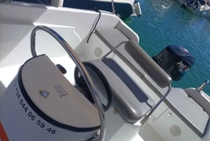 Benalmadena: 6-Seater Speedboat license-free Boat Rental