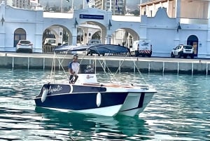 Benalmadena: 6-personers speedbåd uden kørekort - bådudlejning