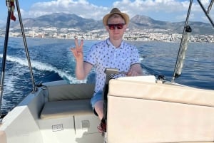 Benalmadena: Båtuthyrning utan krav på körkort