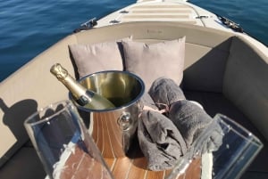 Benalmadena: Båtuthyrning utan krav på körkort